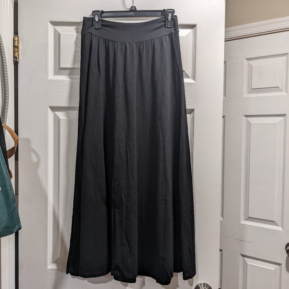 NWOT New York & Company Black Maxi Skirt women's size small